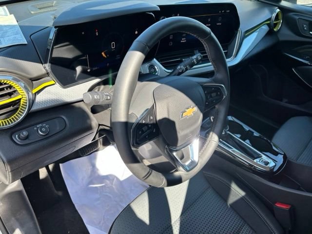 New 2026 Chevrolet Trax LT w/ LT Convenience Package FWD image 13