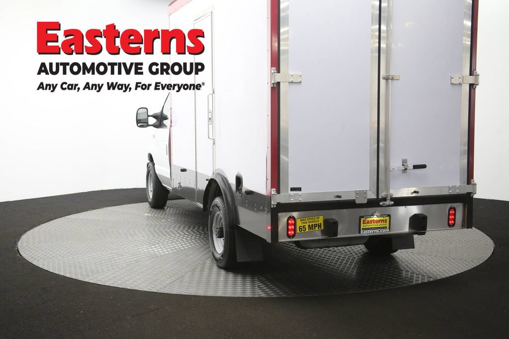 Used 2023 Ford E-350 and Econoline 350 Super Duty w/ Power Windows & Locks Group RWD image 34