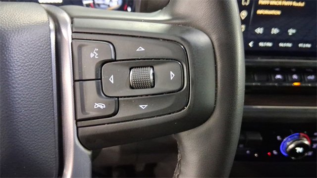 Used 2025 GMC Sierra 1500 SLT image 29