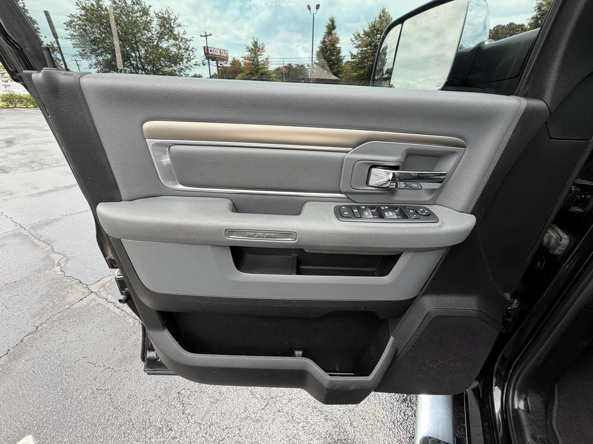 Used 2018 RAM 3500 Lone Star AWD/4WD image 16