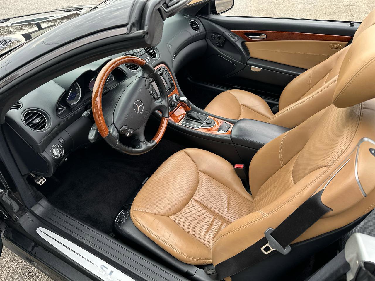 Used 2004 Mercedes-Benz SL 600 image 17