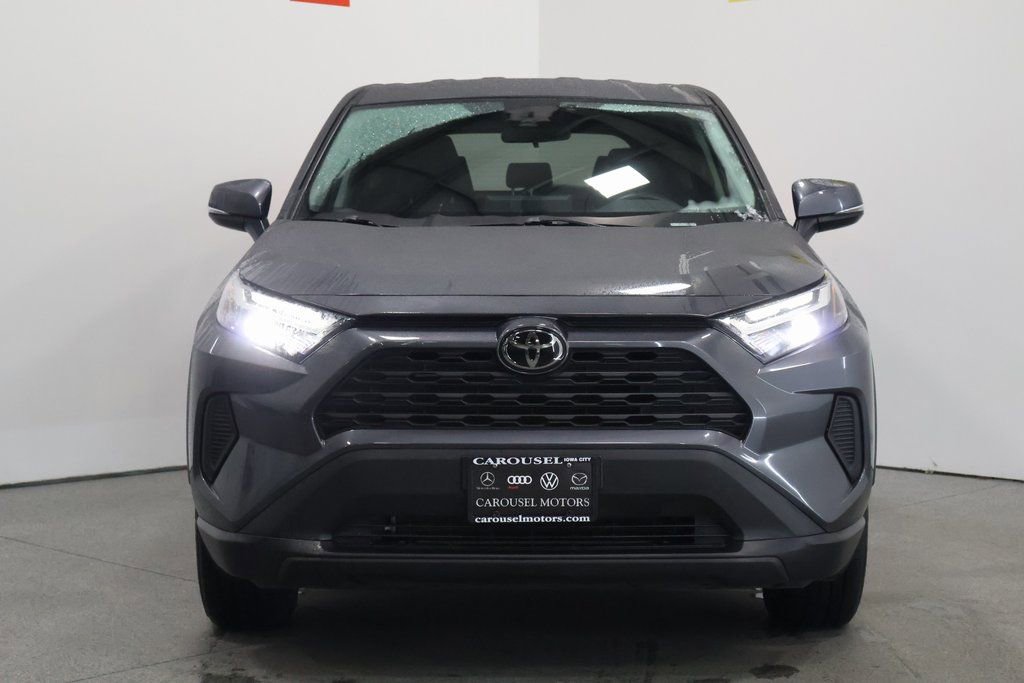 Used 2023 Toyota RAV4 LE image 7
