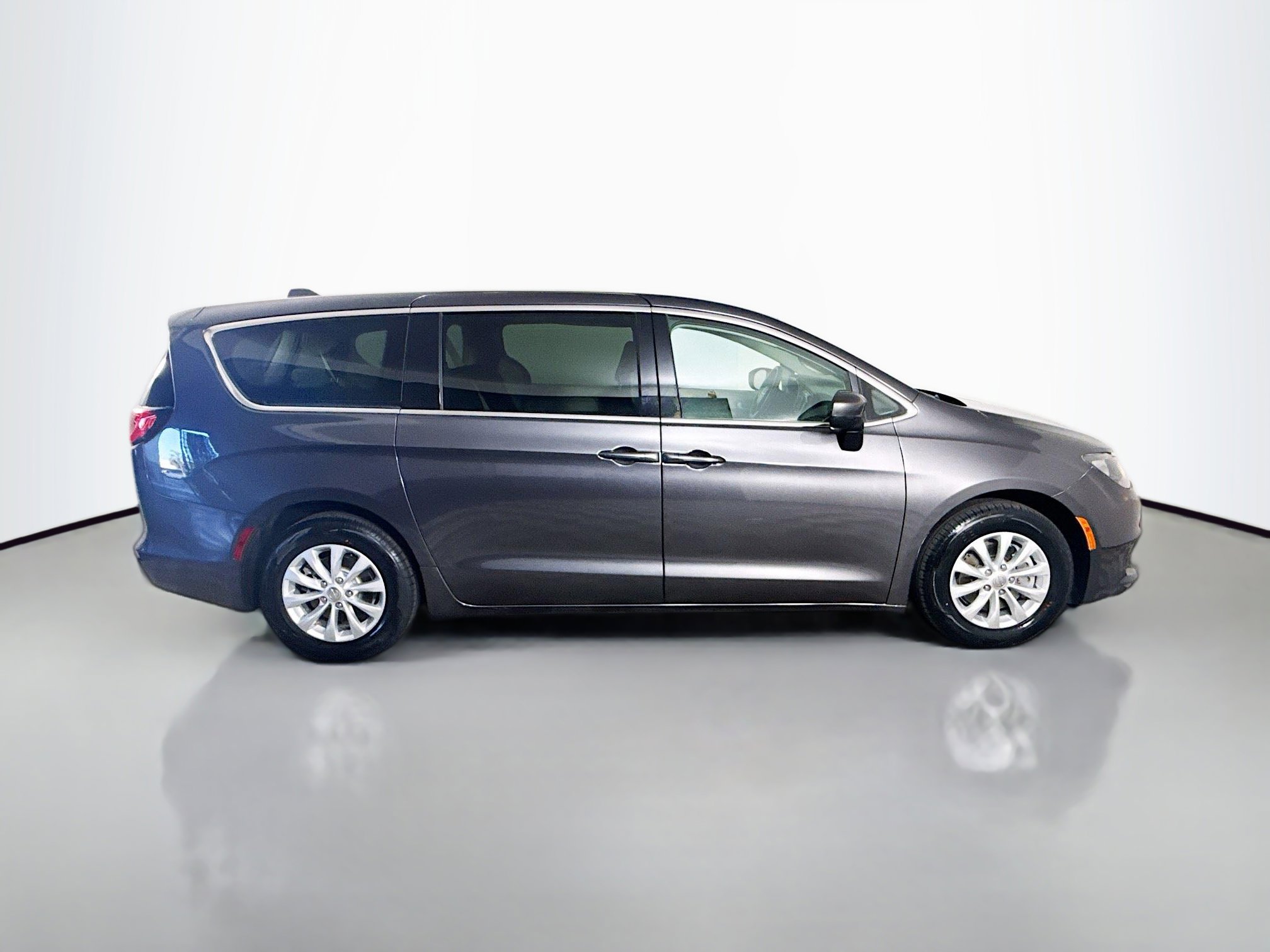 Used 2019 Chrysler Pacifica LX w/ Tire & Wheel Group image 11