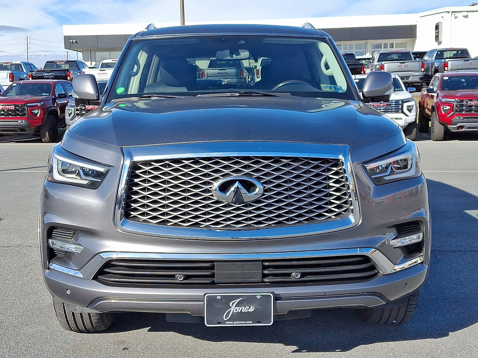 Used 2019 INFINITI QX80 Luxe image 2