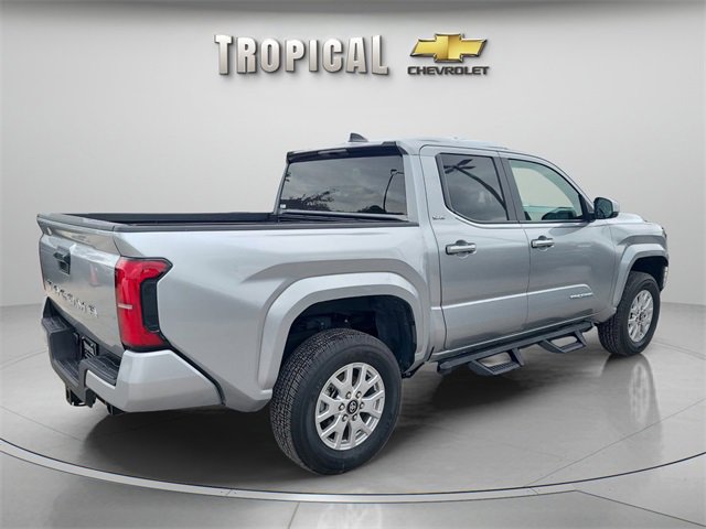 Used 2024 Toyota Tacoma SR5 image 5