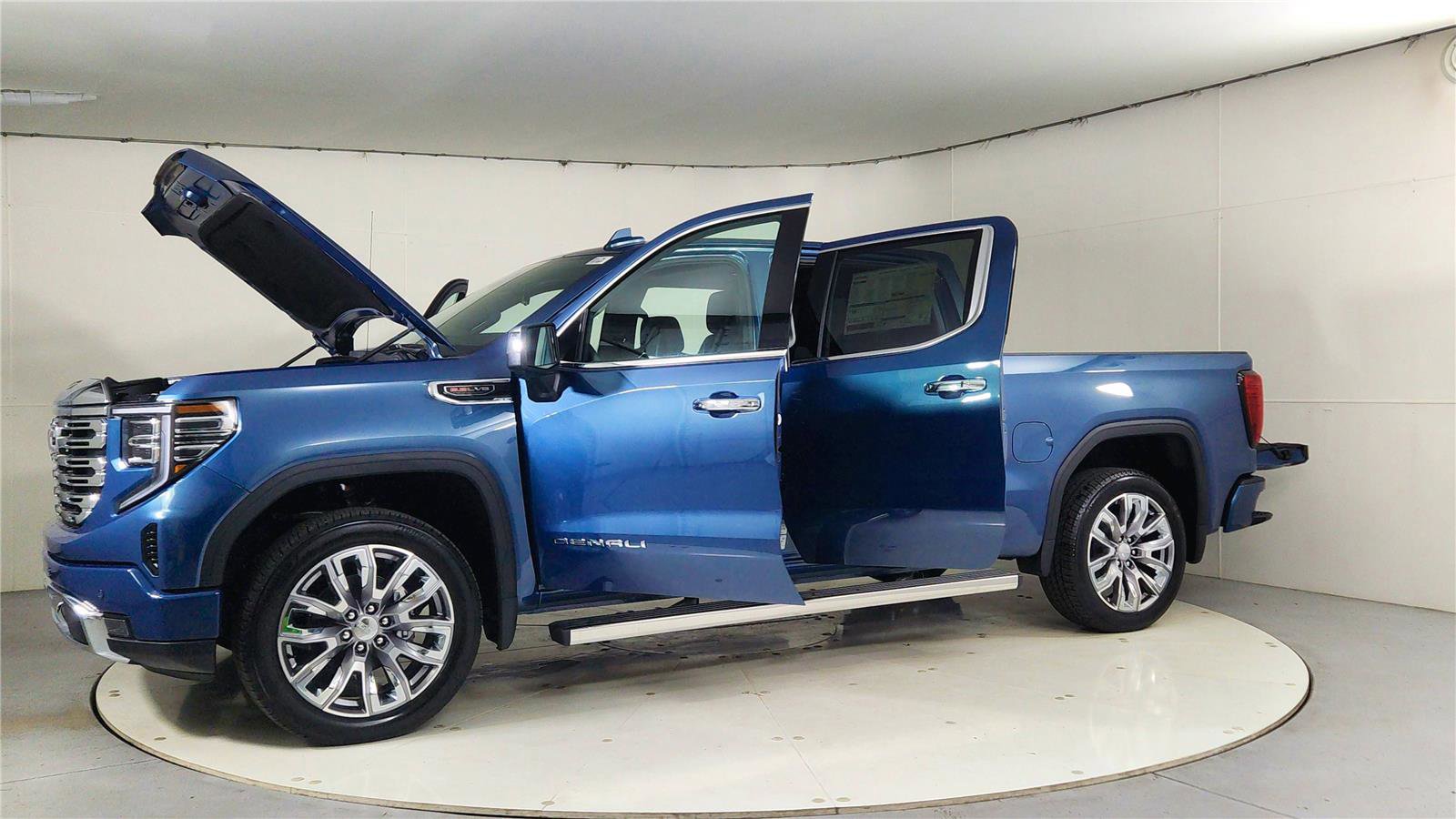 New 2026 GMC Sierra 1500 Denali image 9