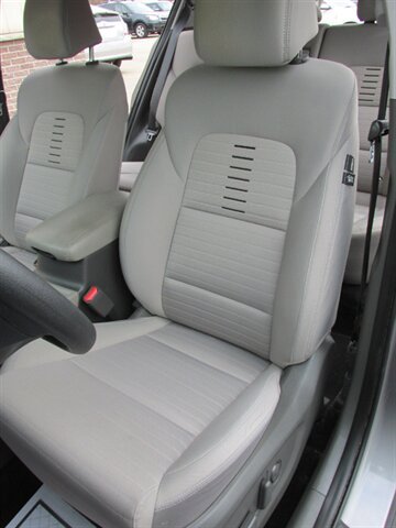 Used 2018 Kia Sportage LX w/ LX Technology Package image 12