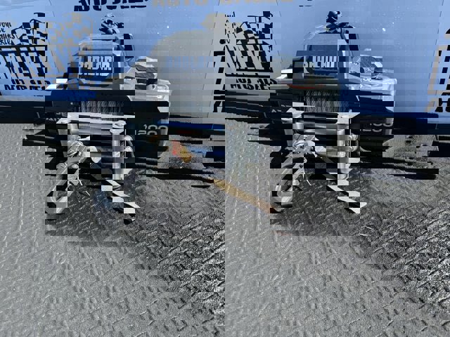 Used 2015 Ford F550 2WD Regular Cab Super Duty image 10