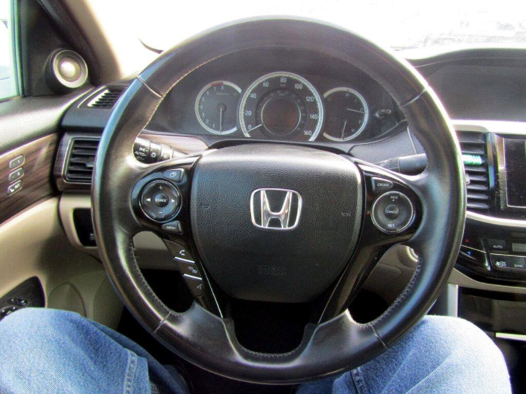 Used 2016 Honda Accord EX-L image 19