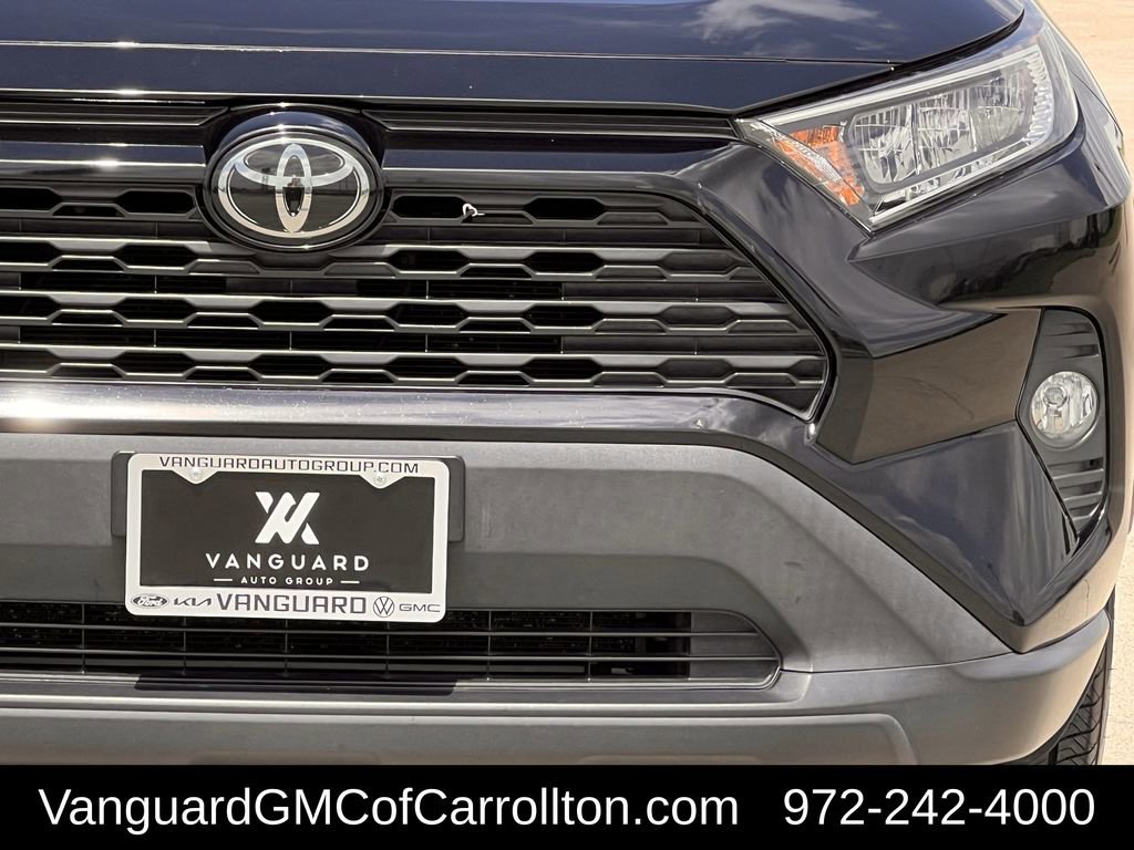 Used 2020 Toyota RAV4 XLE image 10
