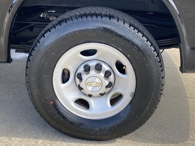 Used 2021 Chevrolet Express 2500 w/ Driver Convenience Package image 31