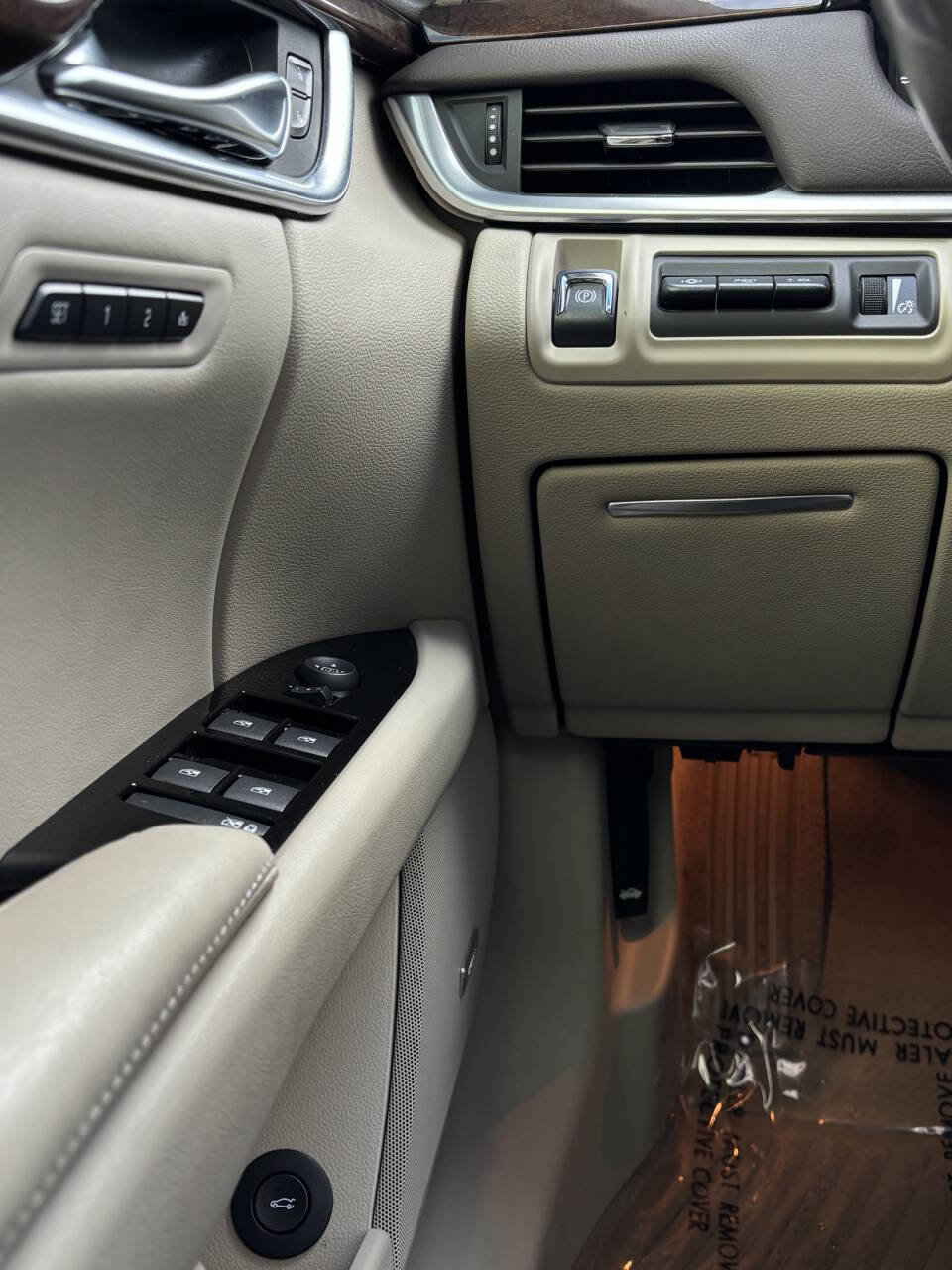 Used 2013 Cadillac XTS Premium image 22