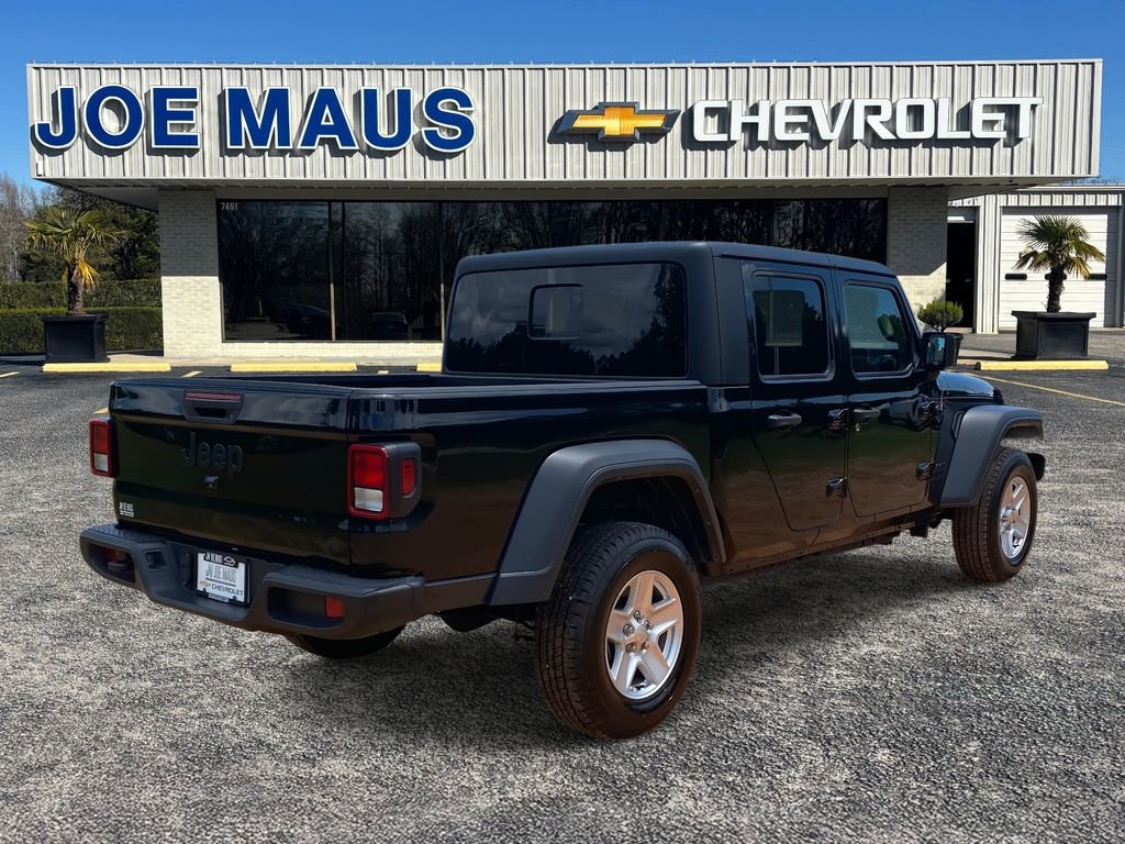 Used 2023 Jeep Gladiator Sport image 5