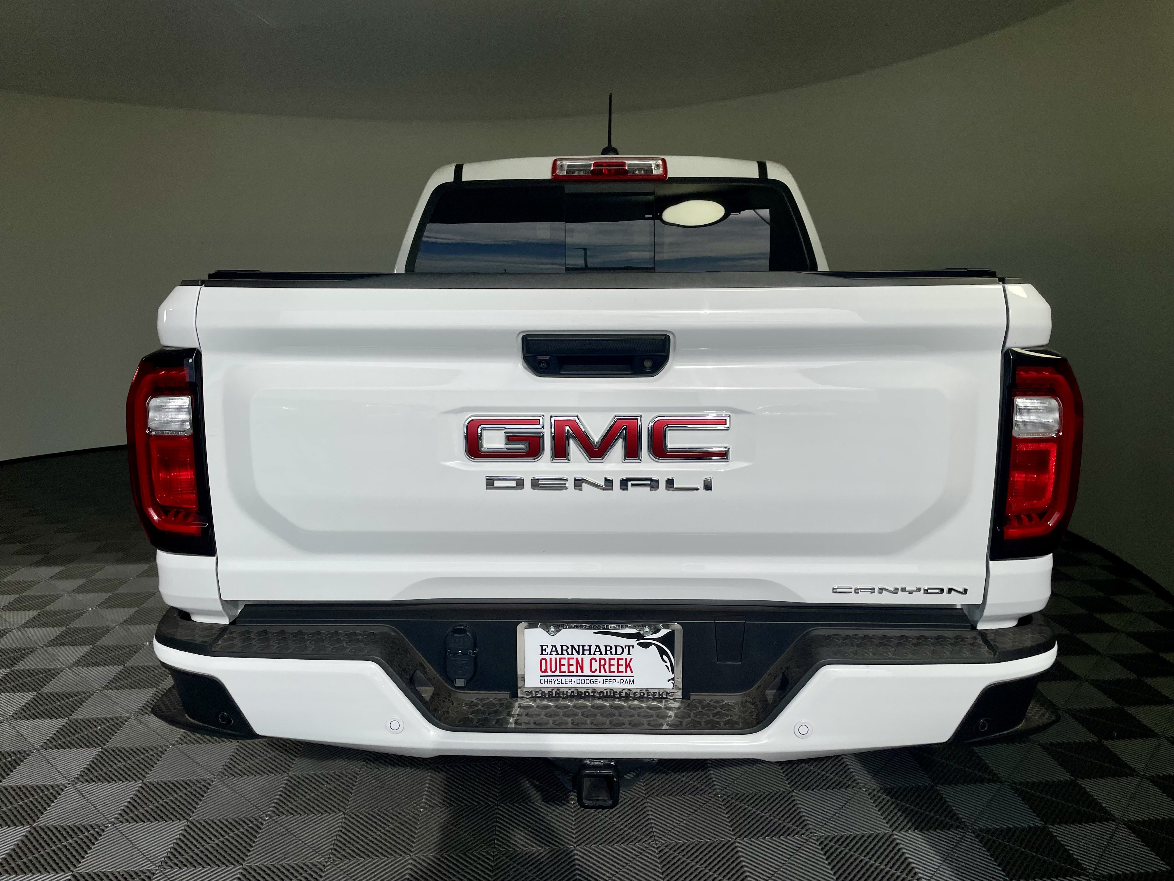 Used 2026 GMC Canyon Denali AWD/4WD image 4