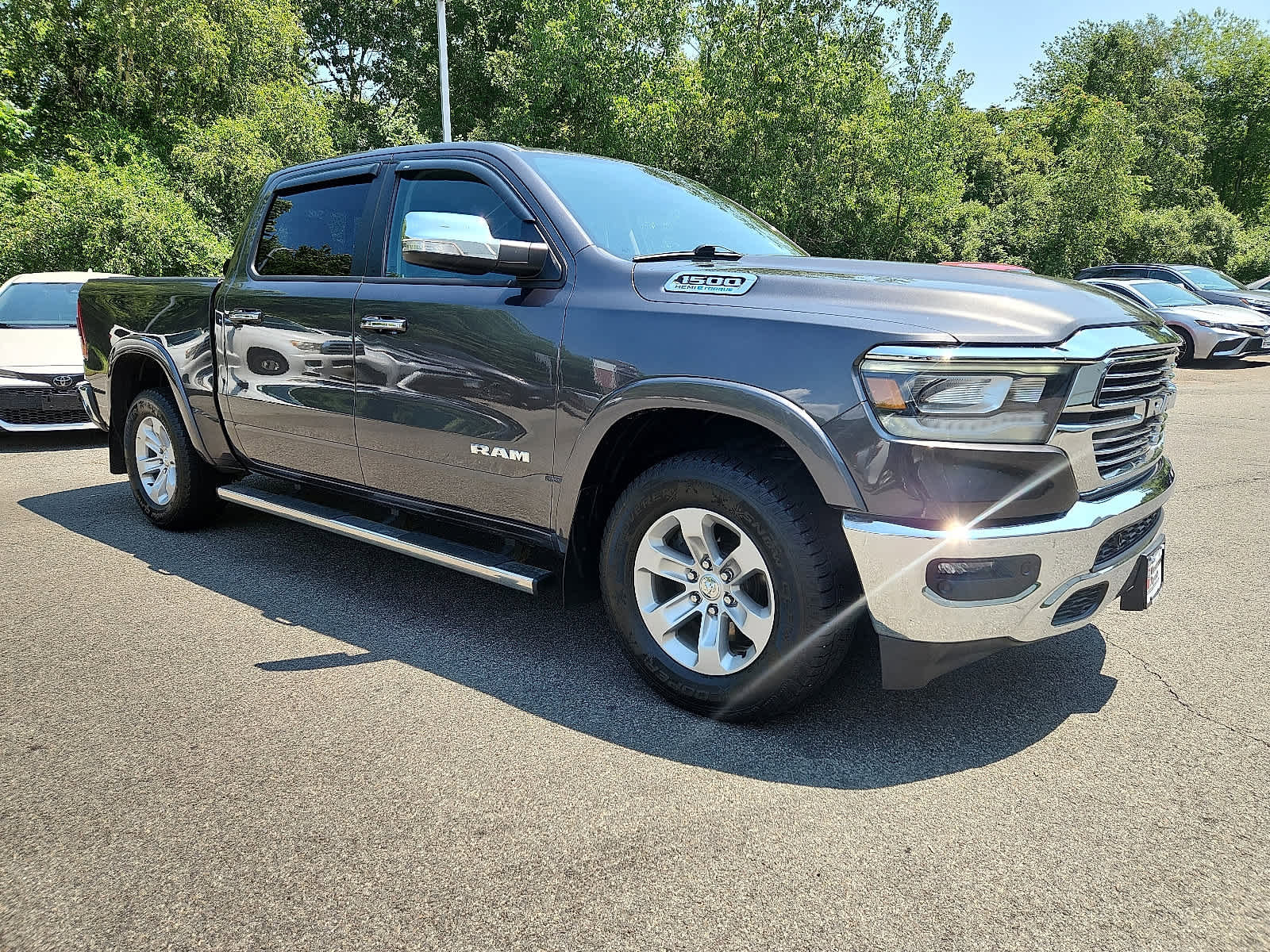 Used 2022 RAM 1500 Laramie image 4