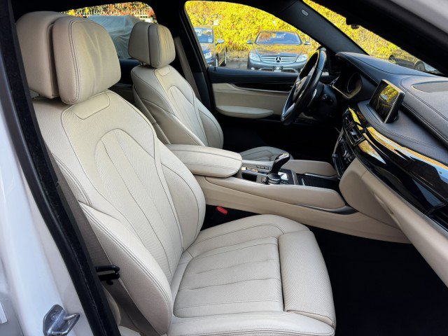 Used 2019 BMW X6 xDrive35i w/ M Sport Package image 31