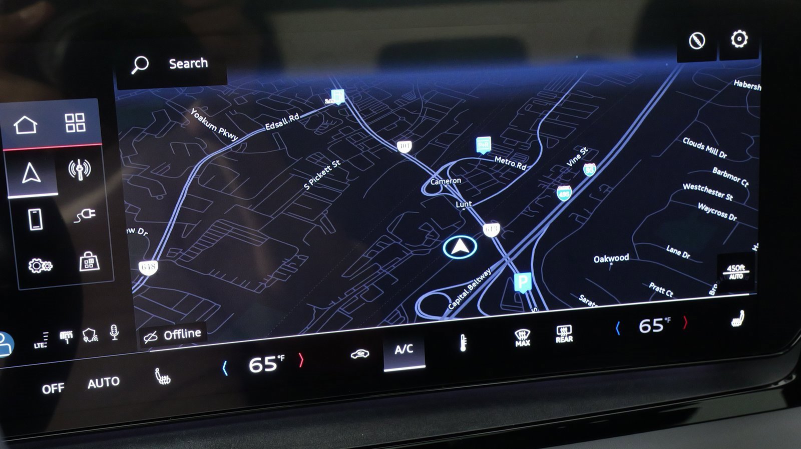 Used 2025 Audi Q6 e-tron Premium image 55