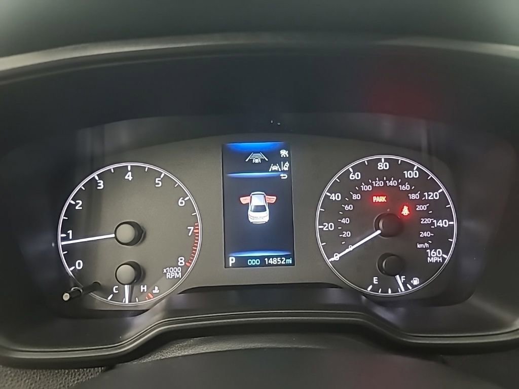Used 2025 Toyota Corolla LE image 30