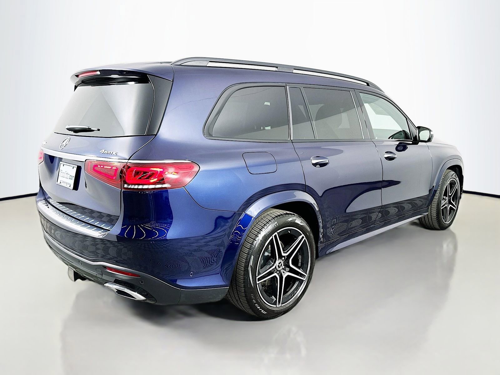 Used 2022 Mercedes-Benz GLS 450 4MATIC image 7