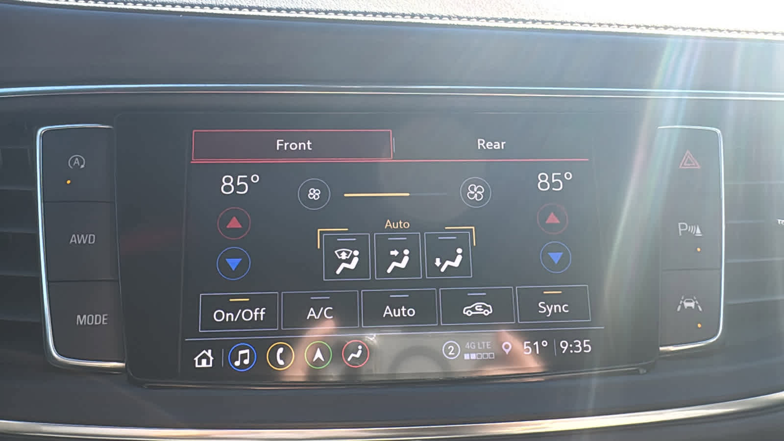 Used 2022 Buick Enclave Premium w/ Surround and Sites Package image 15