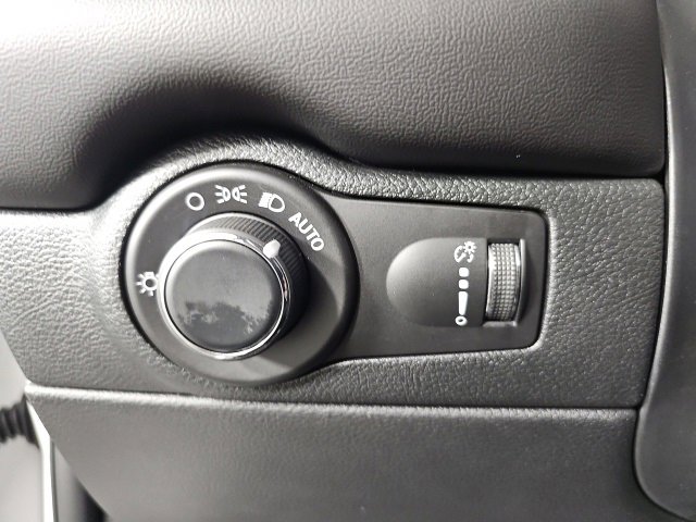 Used 2025 Dodge Durango R/T image 18