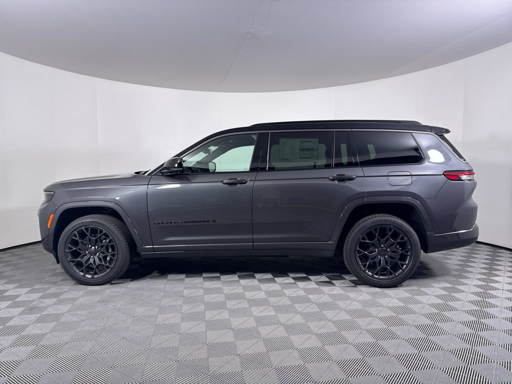 New 2026 Jeep Grand Cherokee L Summit w/ Obsidian Package AWD/4WD image 15