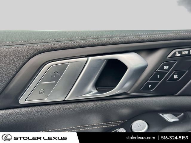 Used 2019 BMW X7 xDrive50i w/ Premium Package image 17