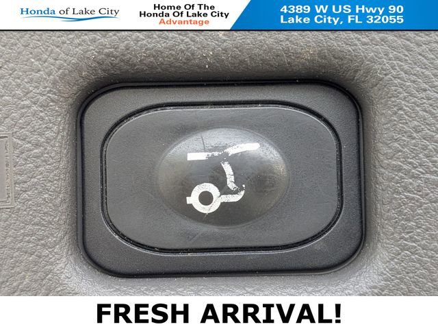 Used 2019 Lincoln Nautilus Reserve image 13