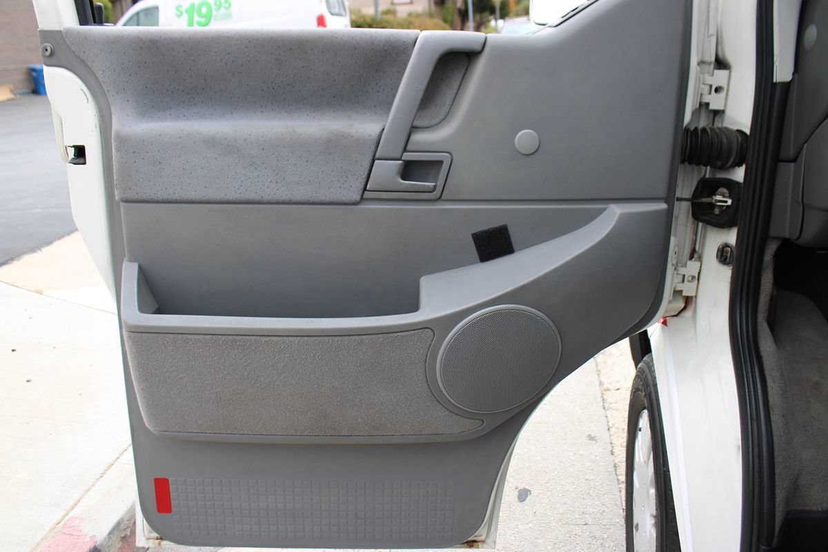 Used 1997 Volkswagen Eurovan Camper FWD image 64