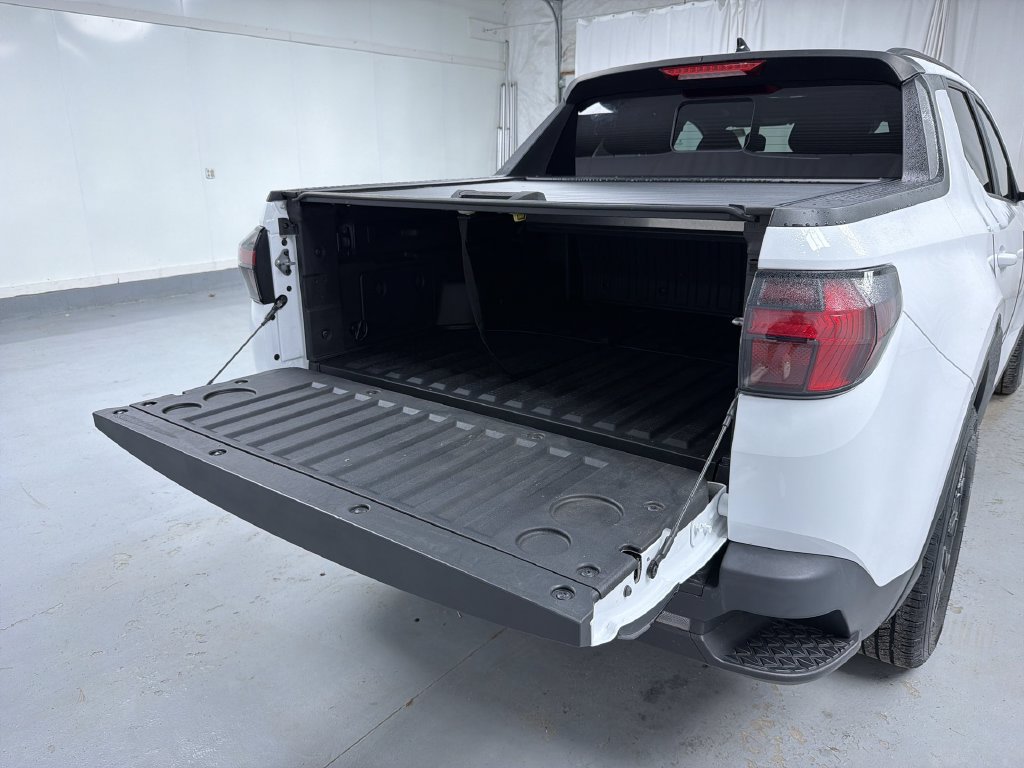 Used 2022 Hyundai Santa Cruz SEL Premium AWD/4WD image 17