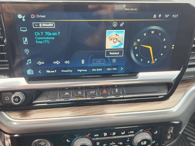 Used 2023 Chevrolet Silverado 1500 LT AWD/4WD image 16