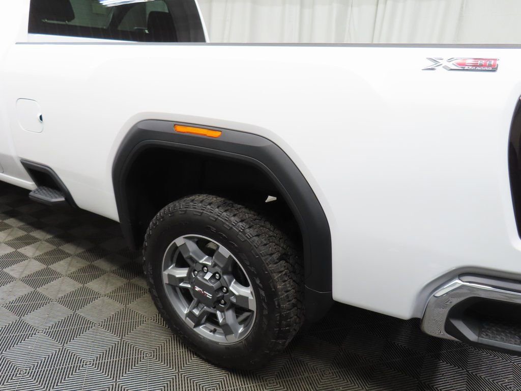 Used 2025 GMC Sierra 2500 SLE image 41