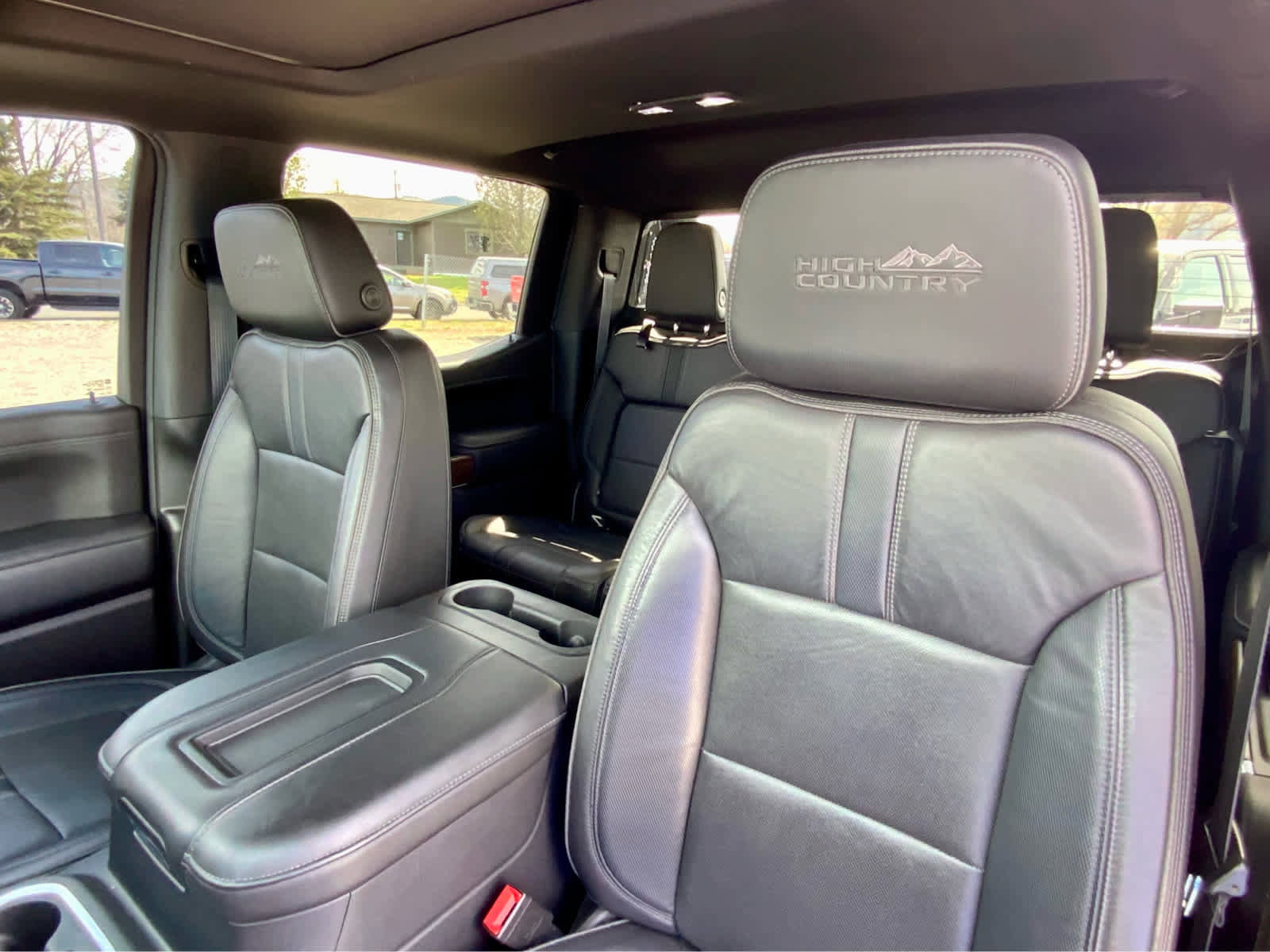 Used 2021 Chevrolet Silverado 1500 High Country w/ Technology Package AWD/4WD image 29