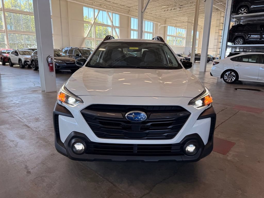 Certified 2025 Subaru Outback Premium AWD/4WD image 8
