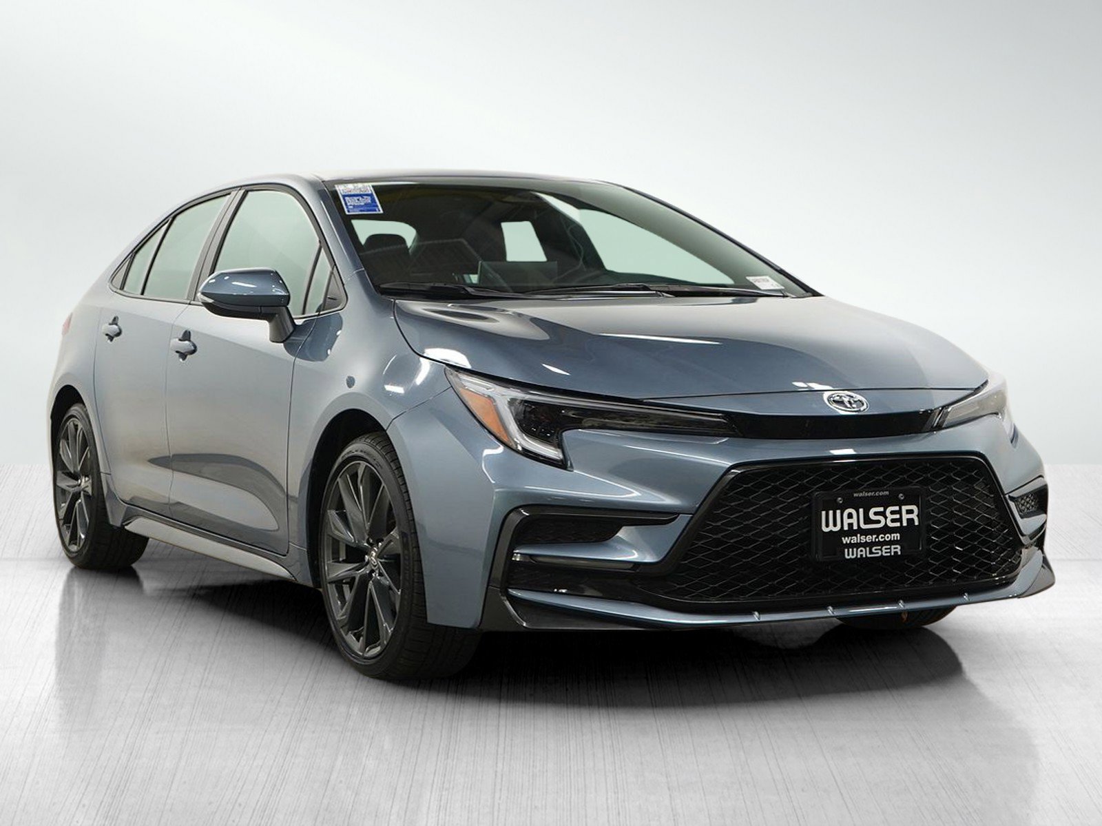 Used 2026 Toyota Corolla SE w/ SE Package FWD image 4