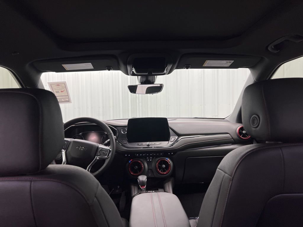 Used 2025 Chevrolet Blazer RS w/ Driver Confidence II Package image 14