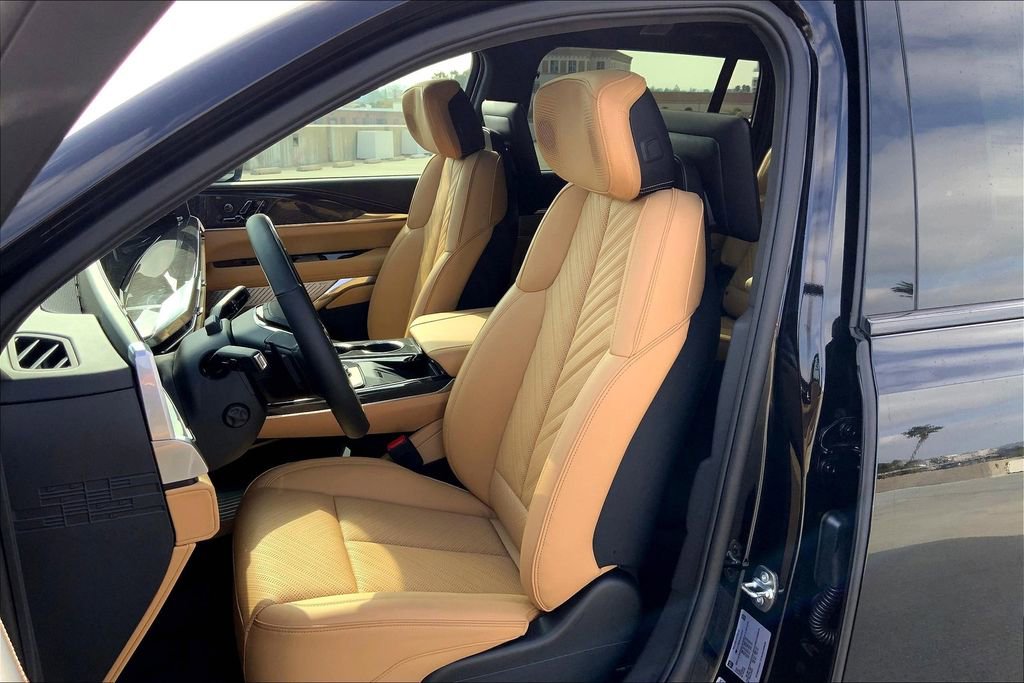 New 2025 Cadillac Escalade IQ Luxury 2 image 12