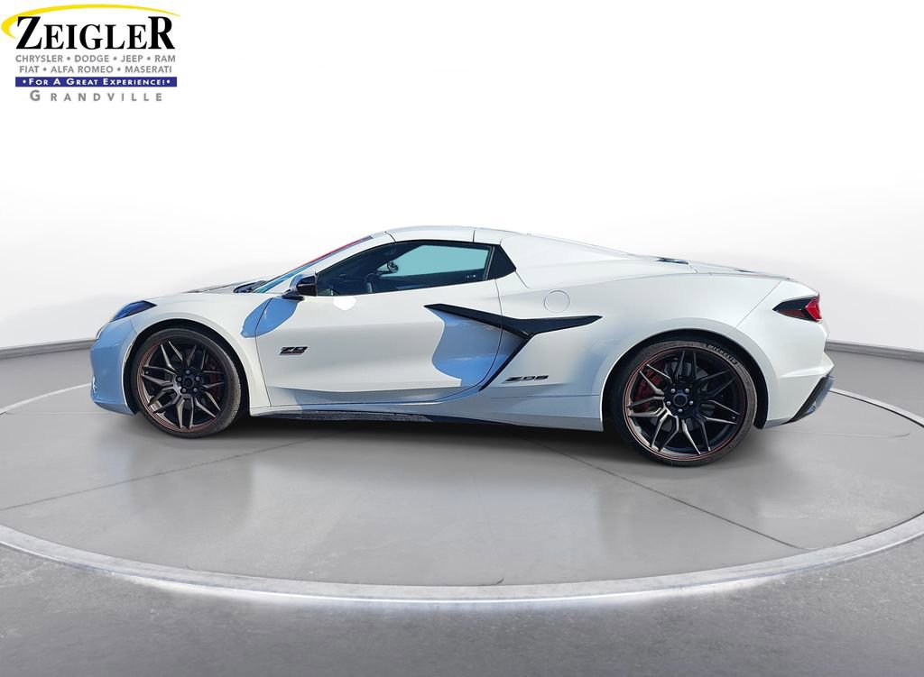 Used 2023 Chevrolet Corvette Z06 image 8