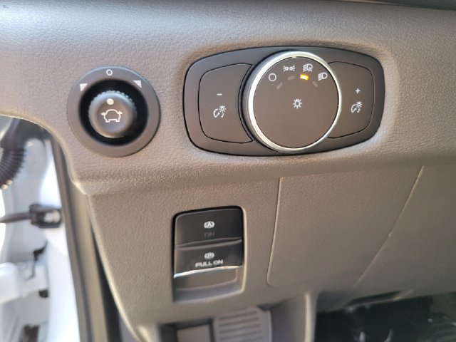 New 2026 Ford Transit 150 Low Roof w/ Load Area Protection Package RWD image 31