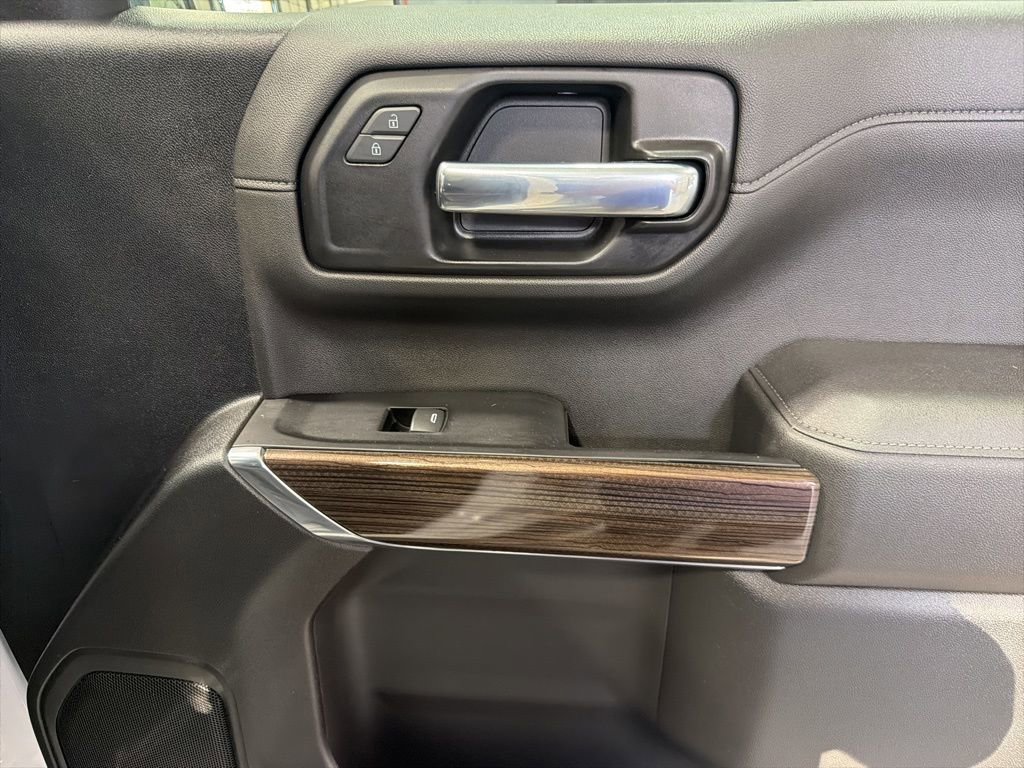 Used 2022 Chevrolet Silverado 1500 LT image 24