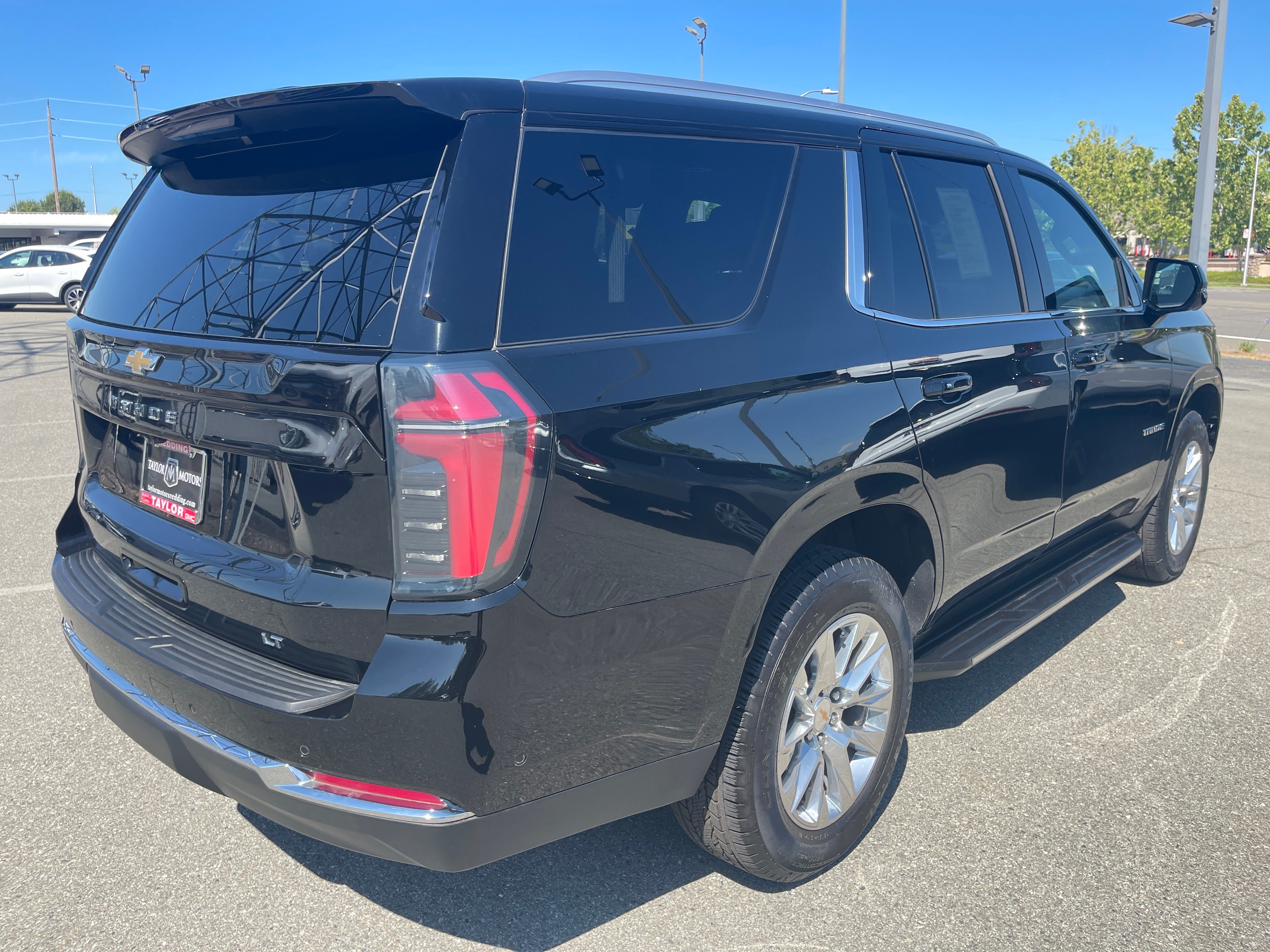 Used 2025 Chevrolet Tahoe LT AWD/4WD image 6