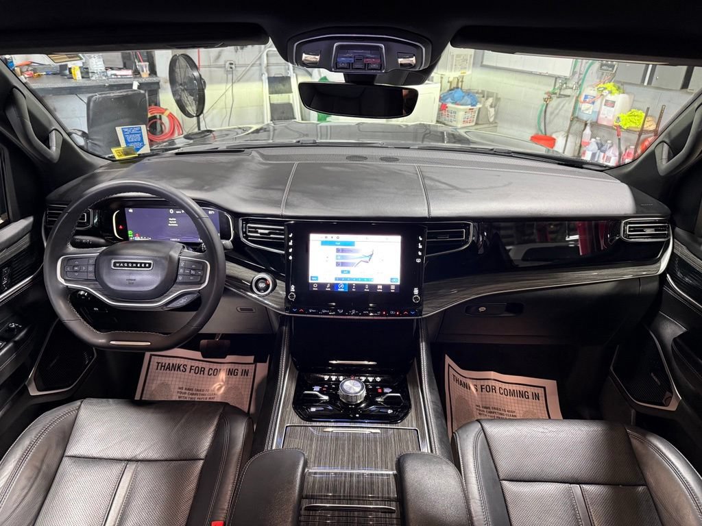 Certified 2022 Jeep Wagoneer Series III w/ Premium Group I AWD/4WD image 6