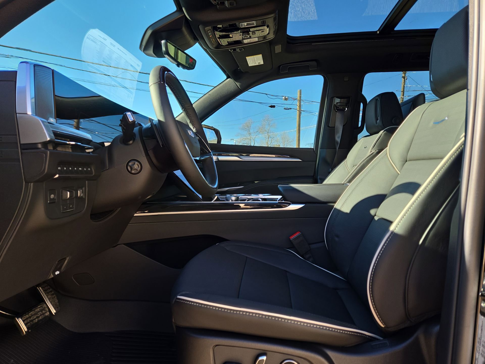 Used 2026 Cadillac Escalade Sport w/ Touring Package image 16