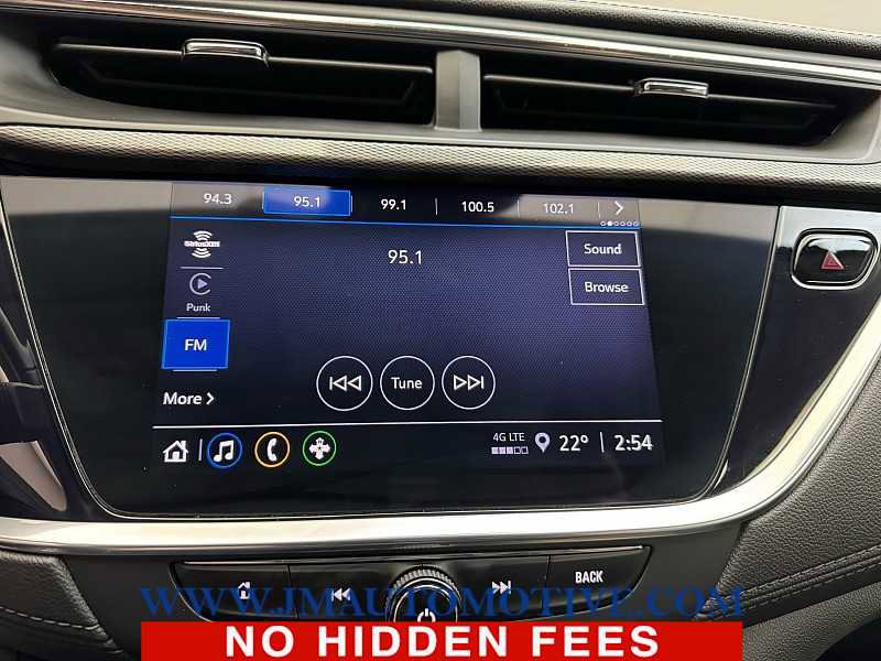 Used 2022 Buick Encore GX Preferred w/ Cold Weather Comfort Package image 21