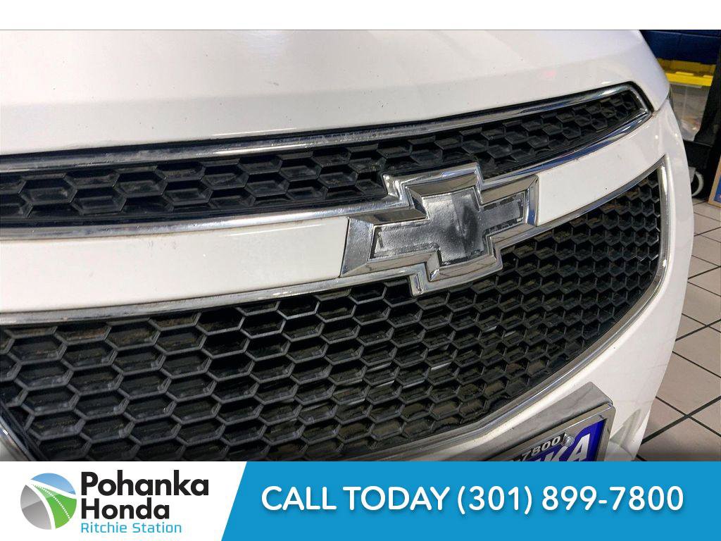 Used 2014 Chevrolet Cruze LS image 29