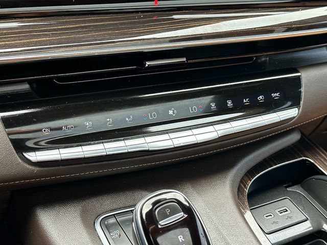 Used 2022 Cadillac Escalade ESV Sport w/ Touring Package AWD/4WD image 32