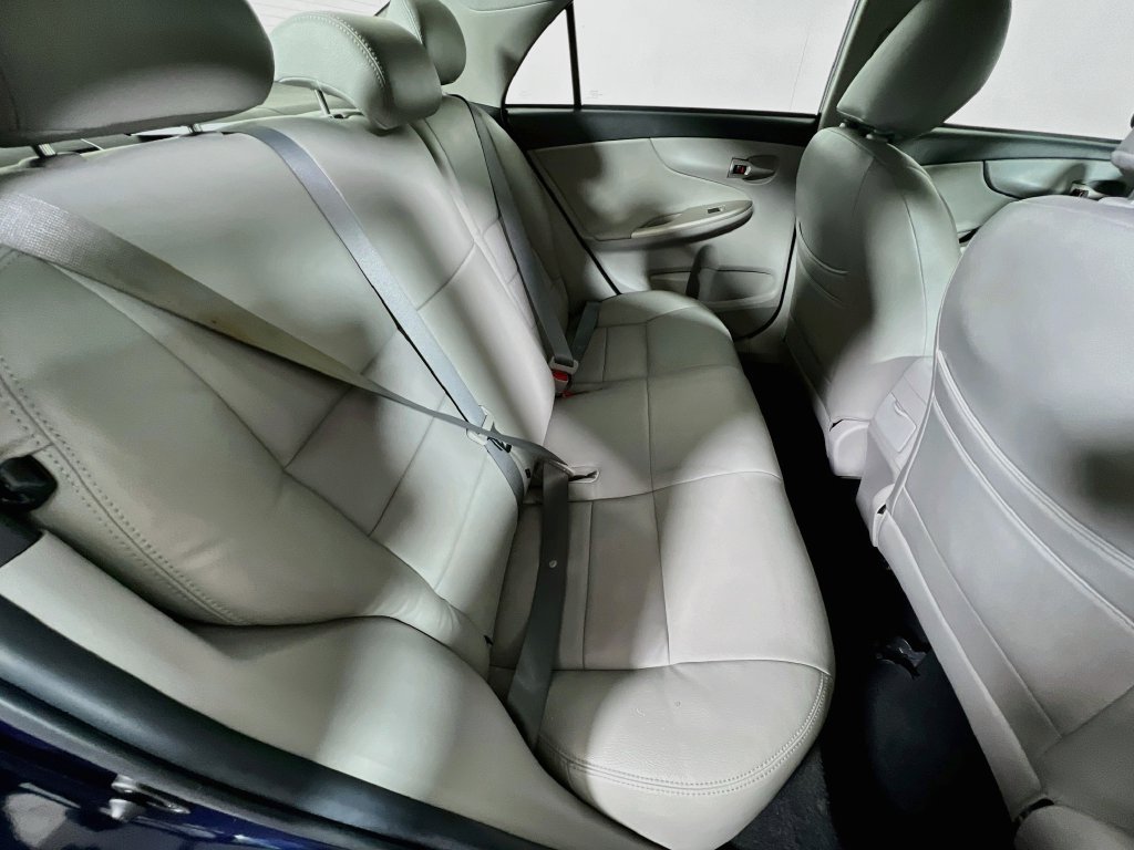 Used 2012 Toyota Corolla LE FWD image 22