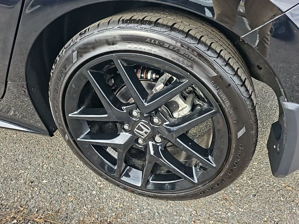 Used 2025 Honda Civic Sport image 16