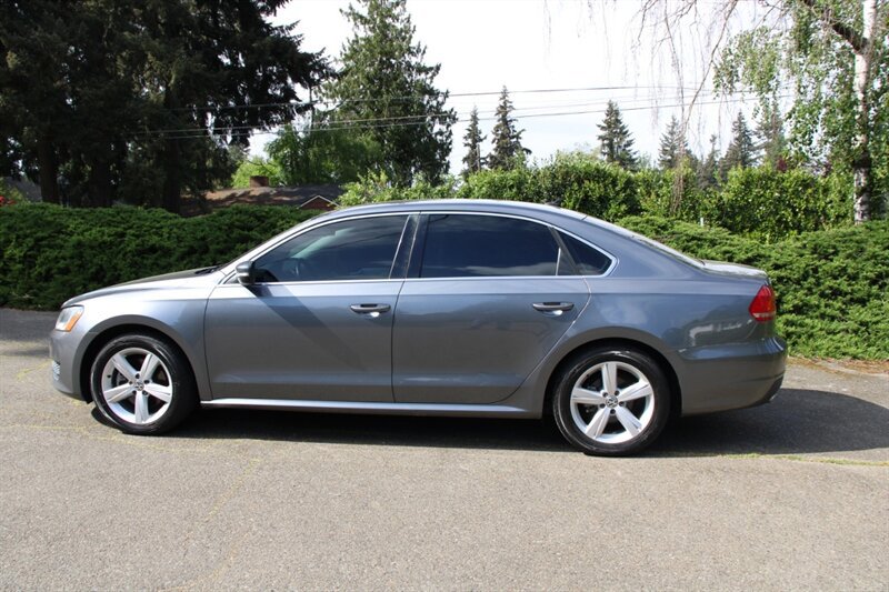 Used 2013 Volkswagen Passat 2.5 SE FWD image 13