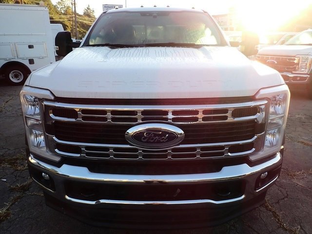 New 2024 Ford F550 4x4 SuperCab Super Duty image 10
